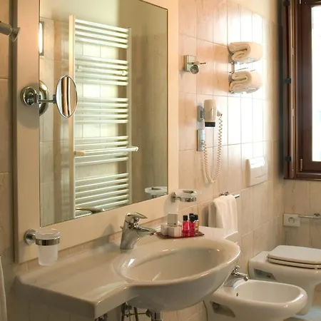 מלון Venturelli Boario Terme