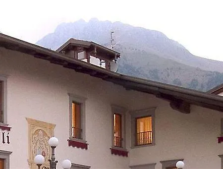 Venturelli 4*